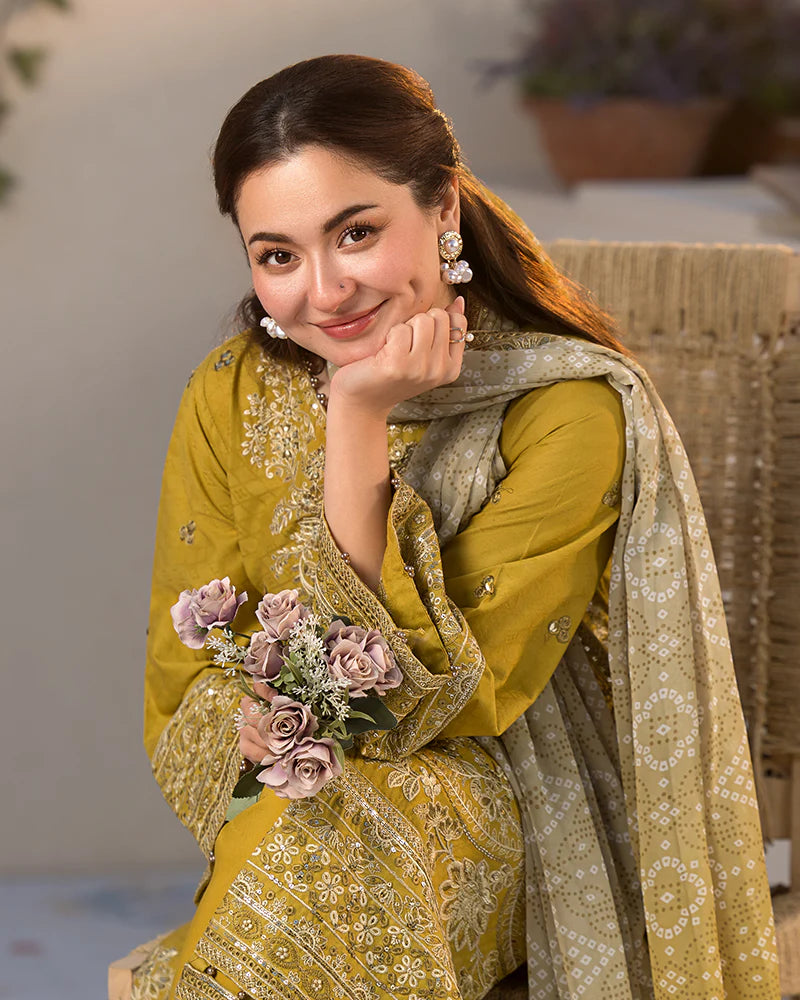 3PC Lawn Embroidered Suit – Qalamkar by Hania Amir