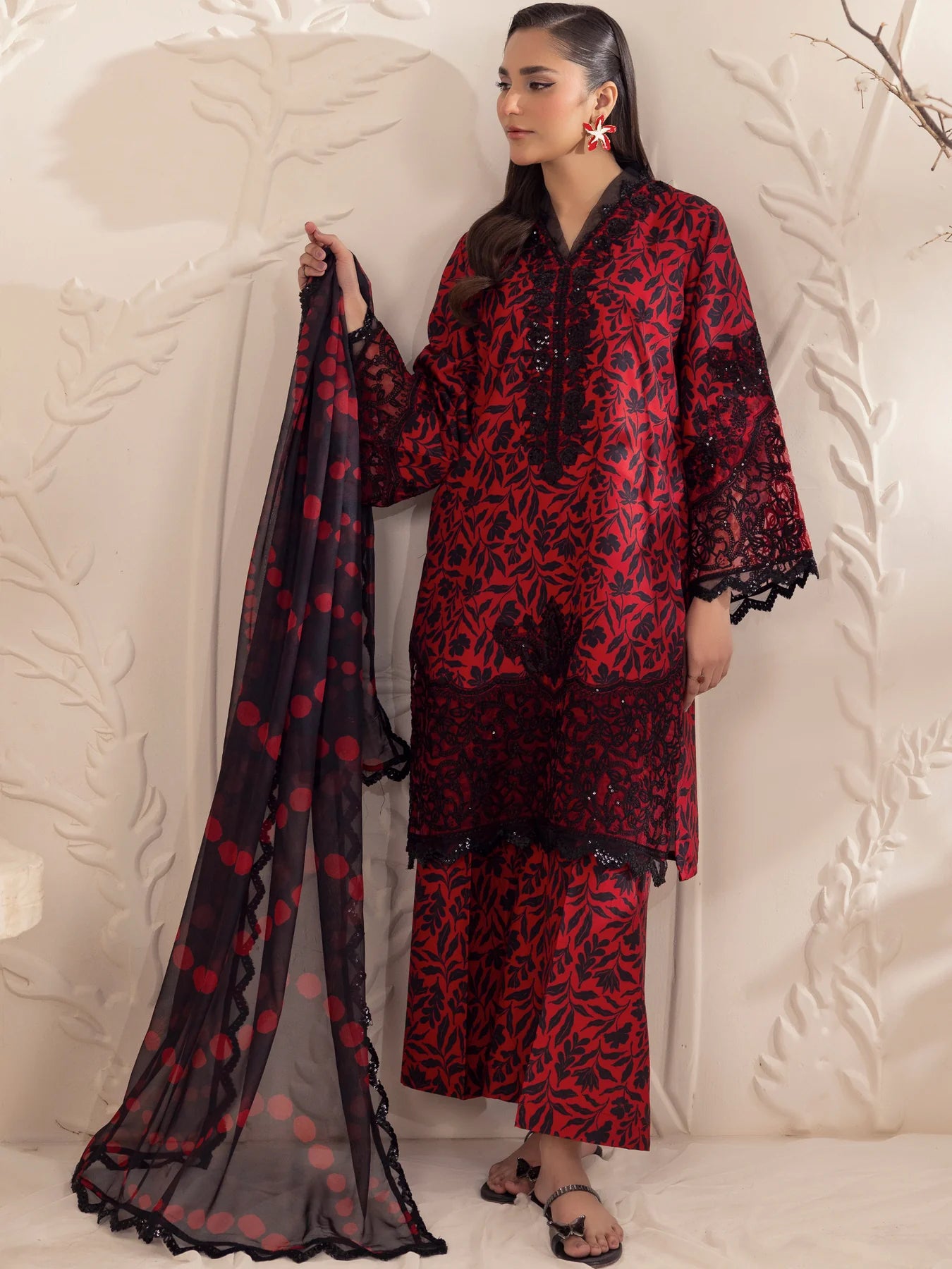 Floral Elegance Embroidered Printed Linen 3-pc