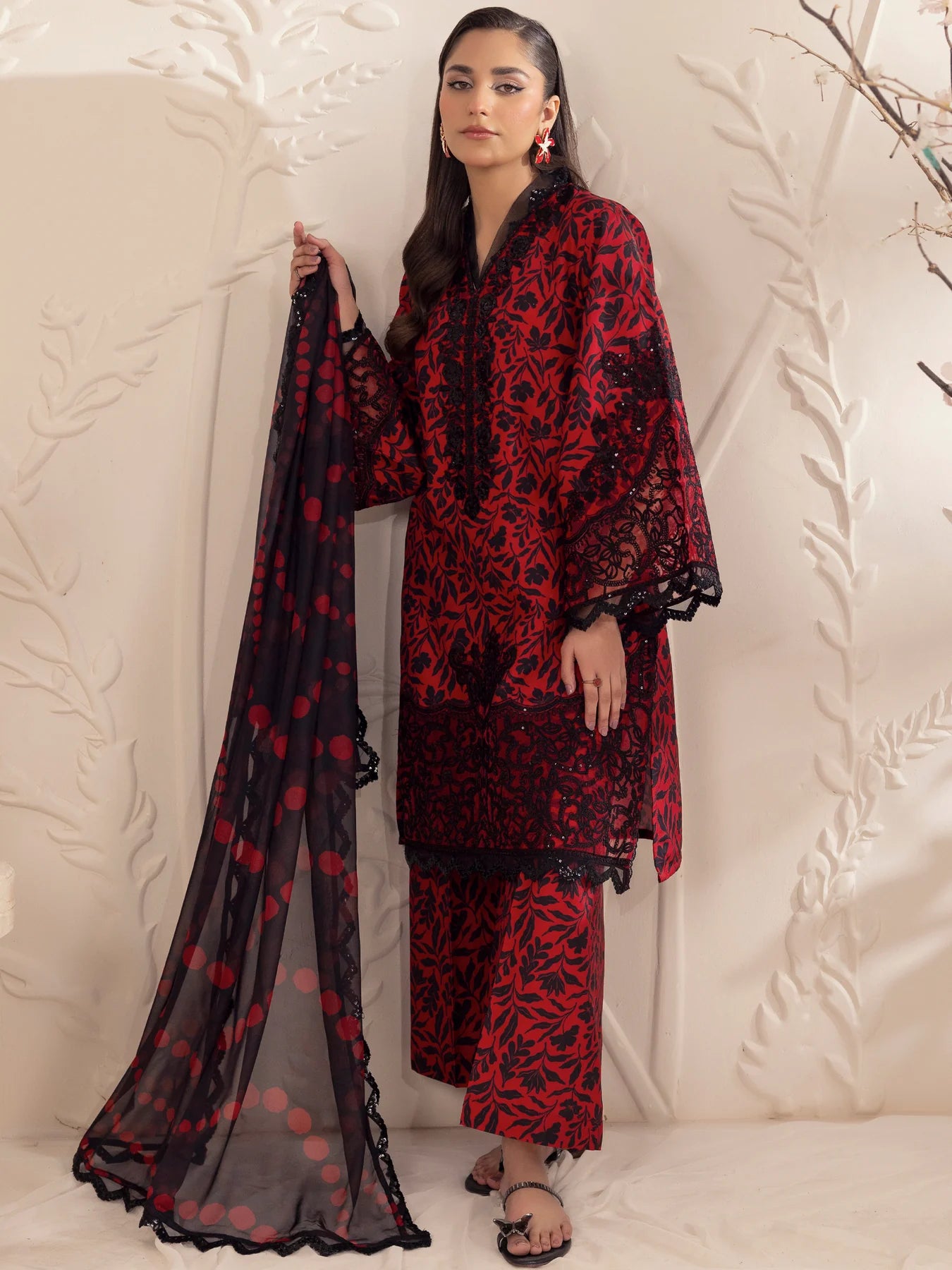 Floral Elegance Embroidered Printed Linen 3-pc