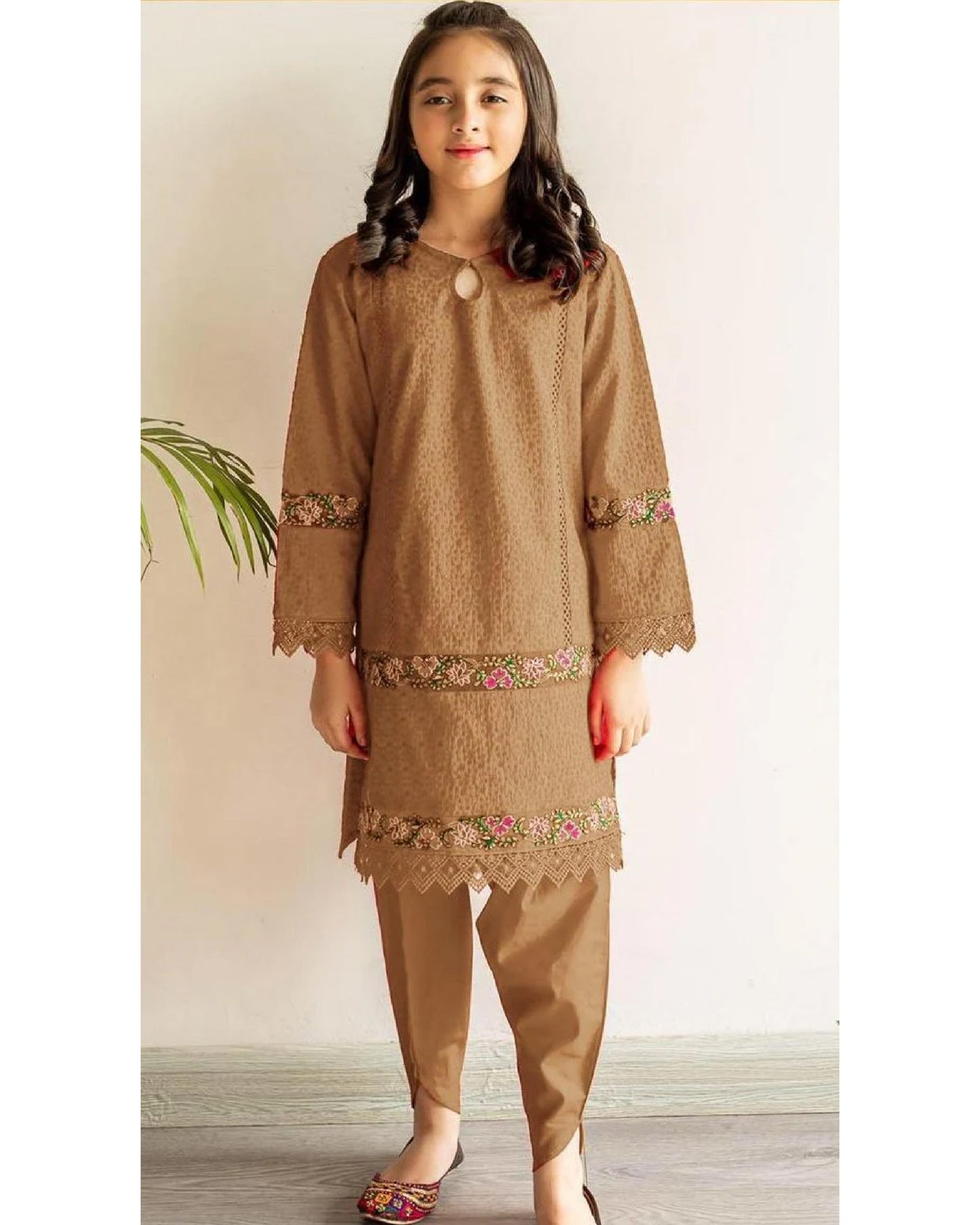 Bakhtuu 3pc Kids Embroidered Suit