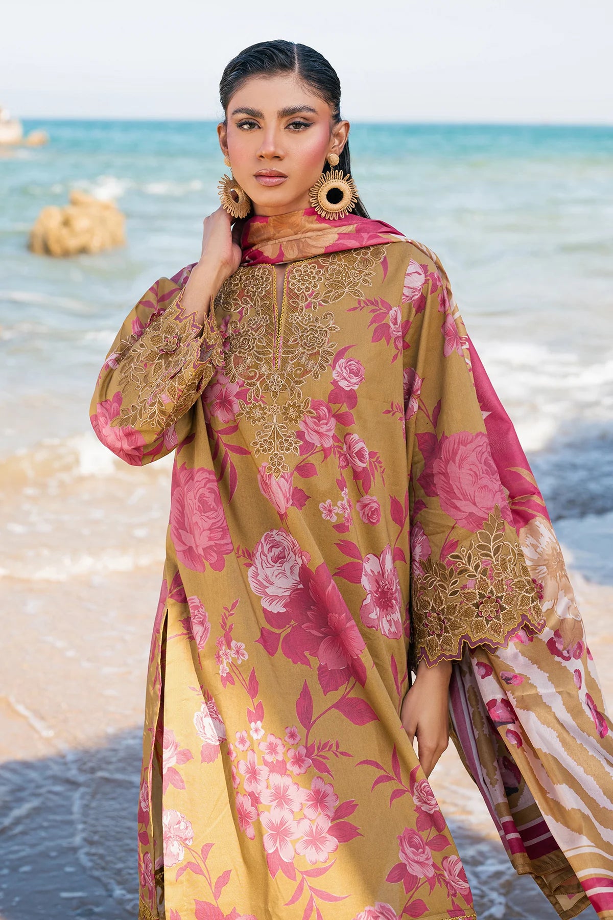 Baroque Embroidered Floral Lawn Ensemble – 3-Piece Suit
