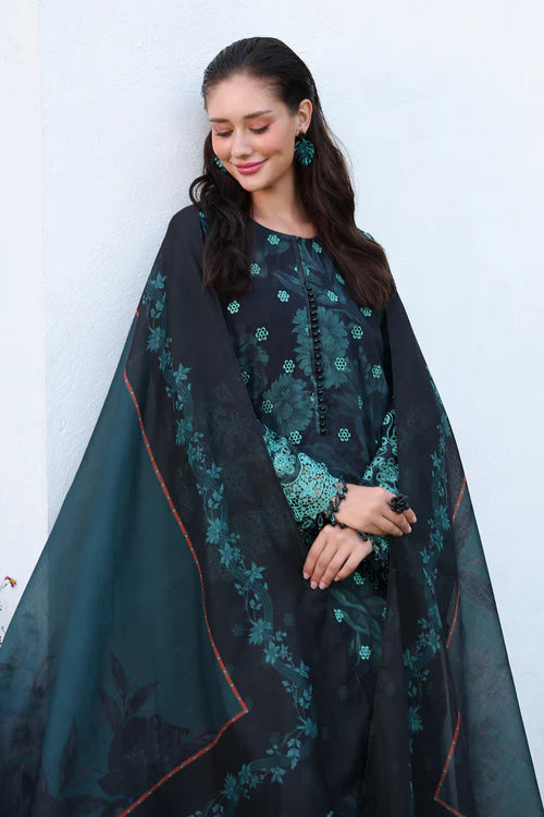 Winter 3PC Khaddar Embroidered Printed Suit