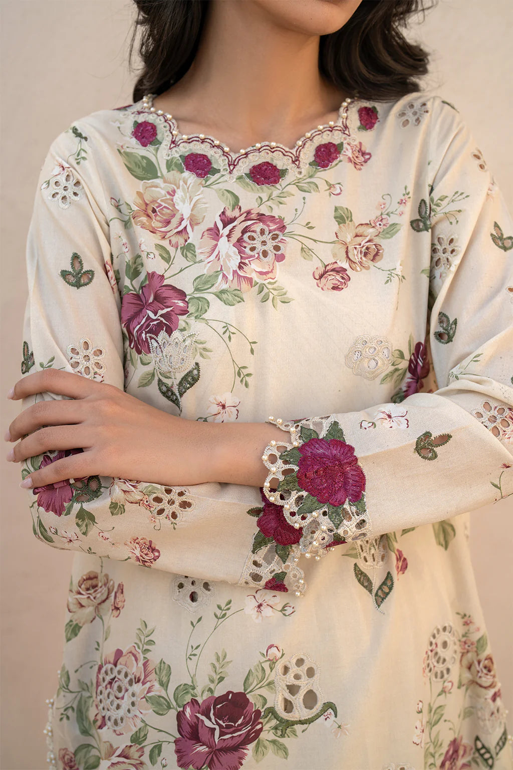Borer Embroidered Printed Linen Suit with Silk Dupatta